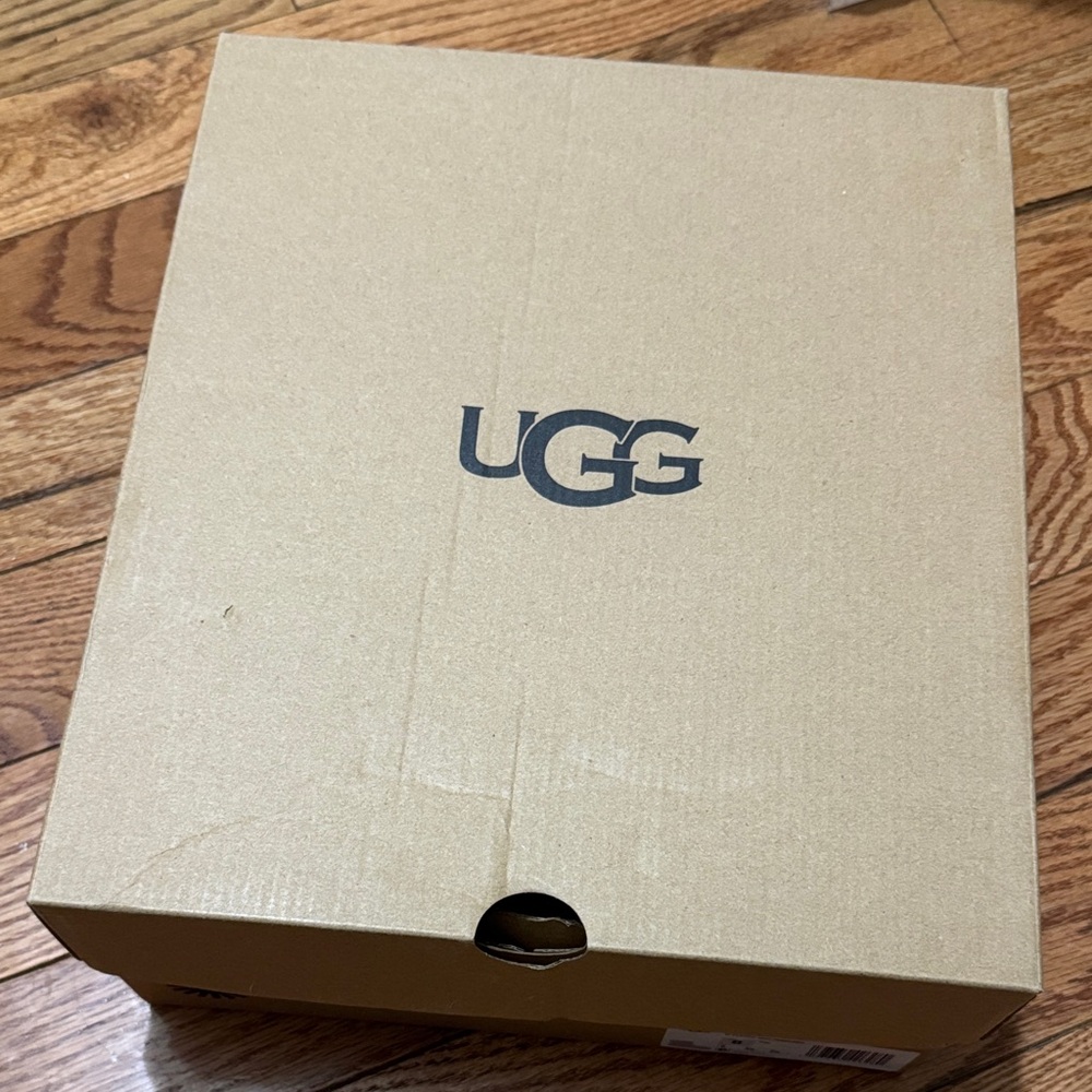 UGG Tan Shoe Box